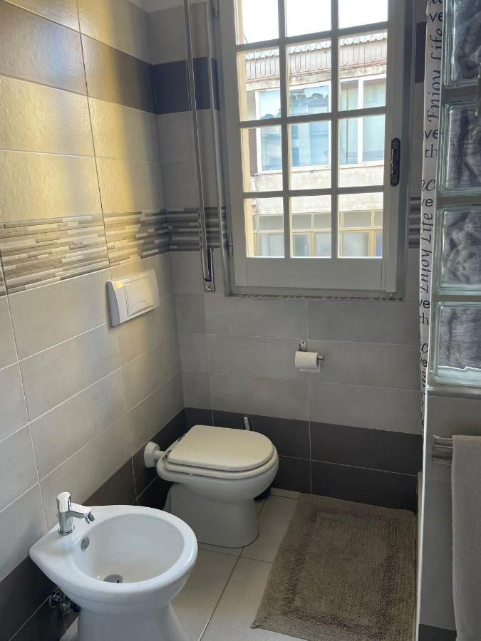 La Casa Di Mia Hotel Cagliari Bagian luar foto